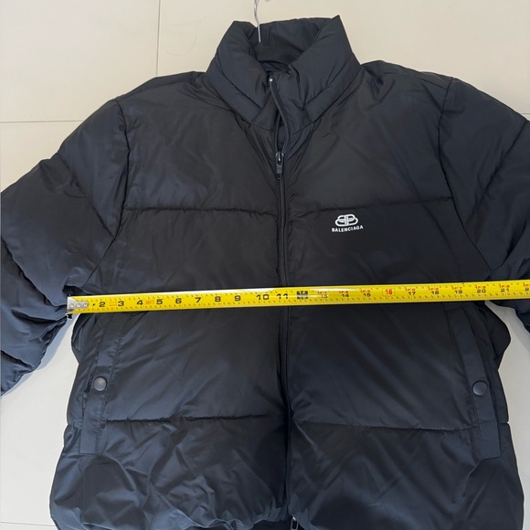 Balenciaga Logo Puffer Jacket Black Size 46 / US Medium Brand New w/ Tags - Picture 8 of 8
